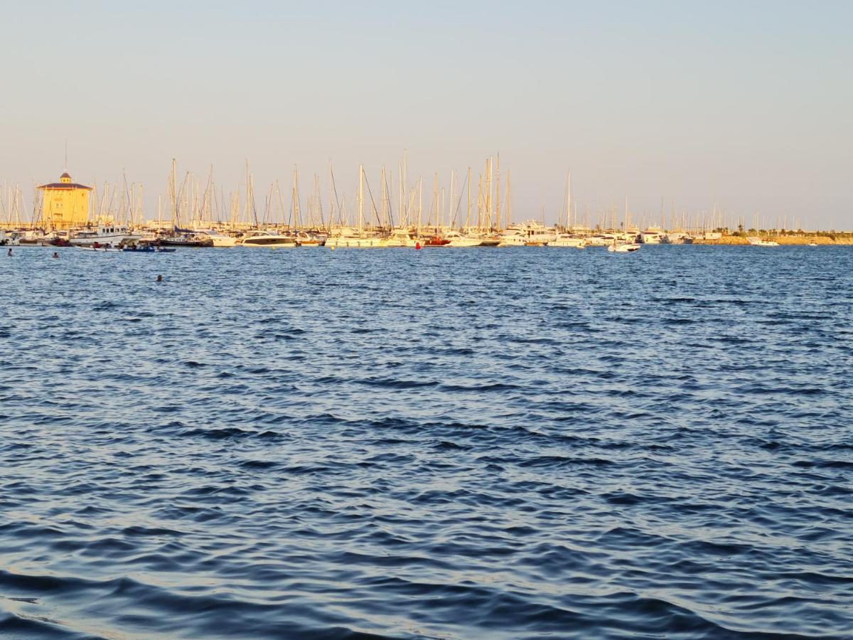 Sol Y Mar Entre Playas Apartment Torrevieja Exterior foto